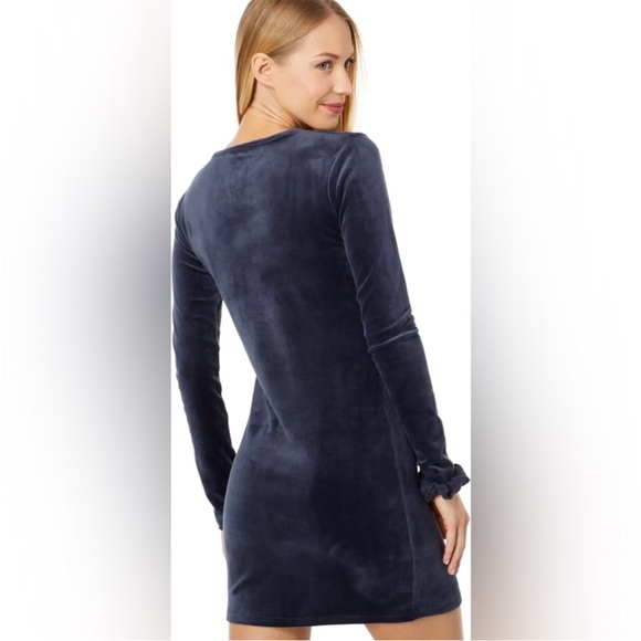Splendid velour mini dress‎ size small. Navy blue long sleeve crew neck bodycon - Picture 2 of 4